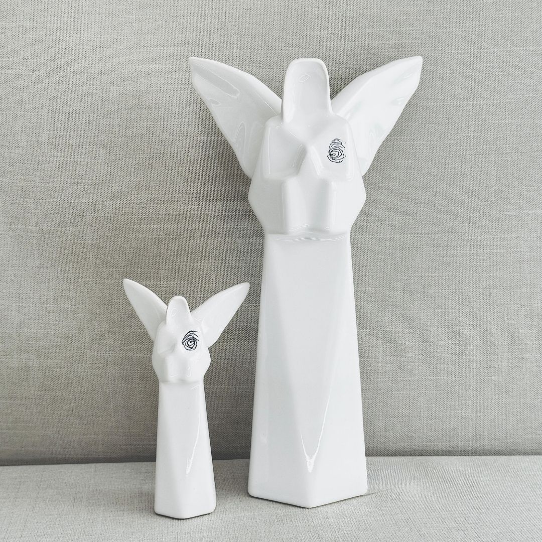 ÁNGEL, ÁLVARO CUEVAS