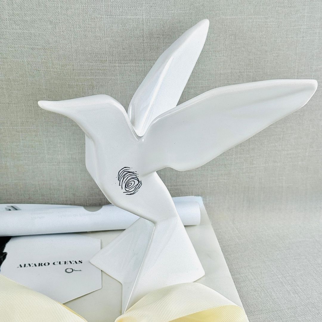 COLIBRÍ, ÁLVARO CUEVAS - Imagen 2