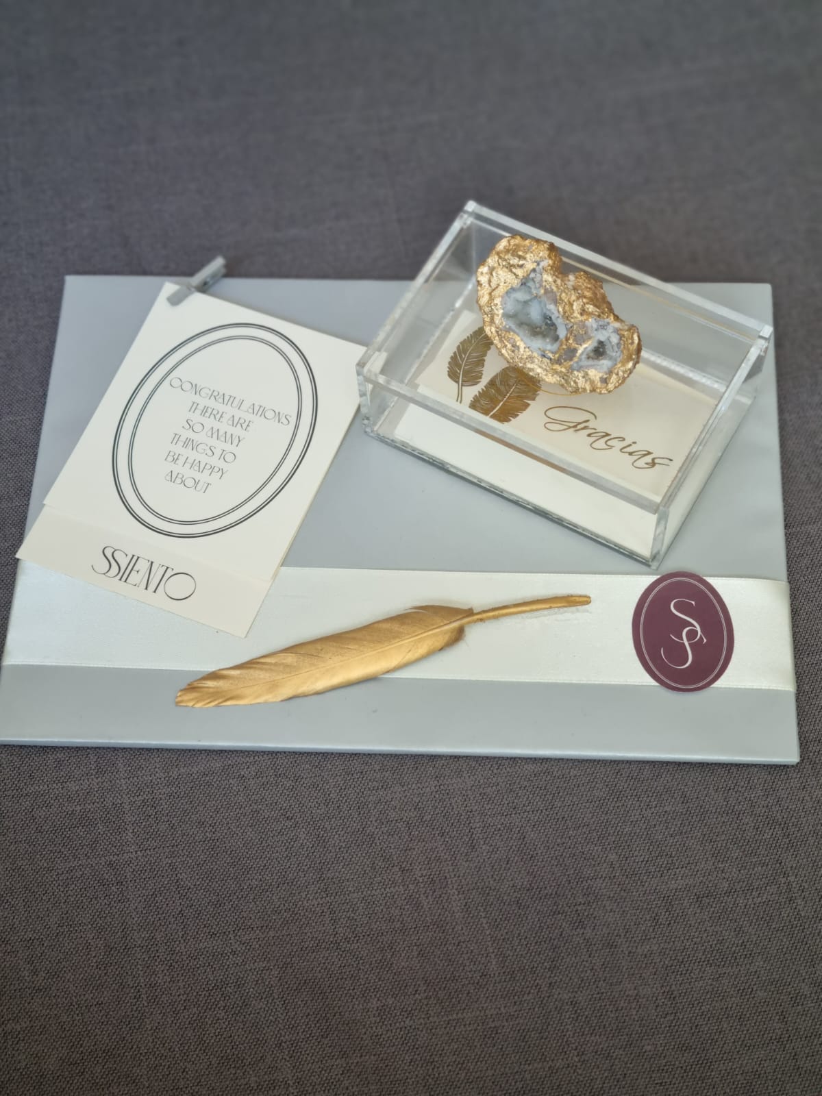 TARJETERO ACRÍLICO CON PIEDRA NATURAL