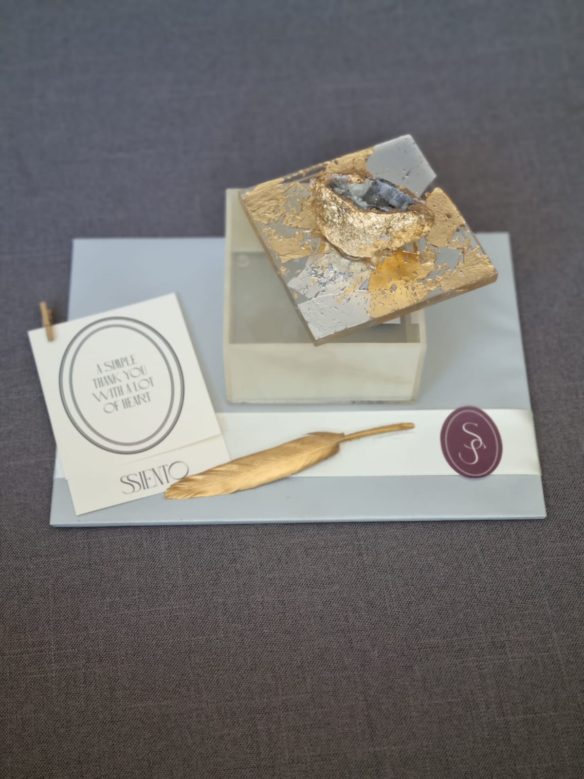 CAJA DE ACRÍLICO CON PIEDRA NATURAL - Imagen 3