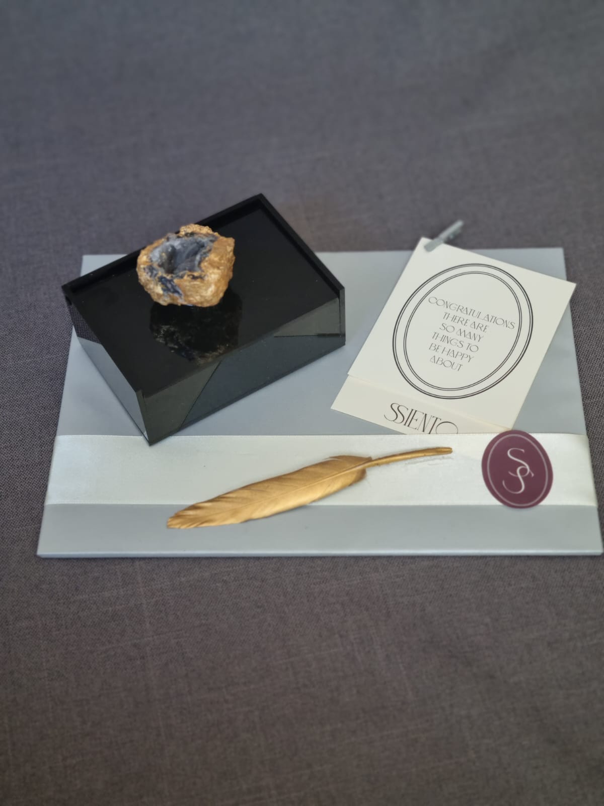 TARJETERO ACRÍLICO CON PIEDRA NATURAL - Imagen 2