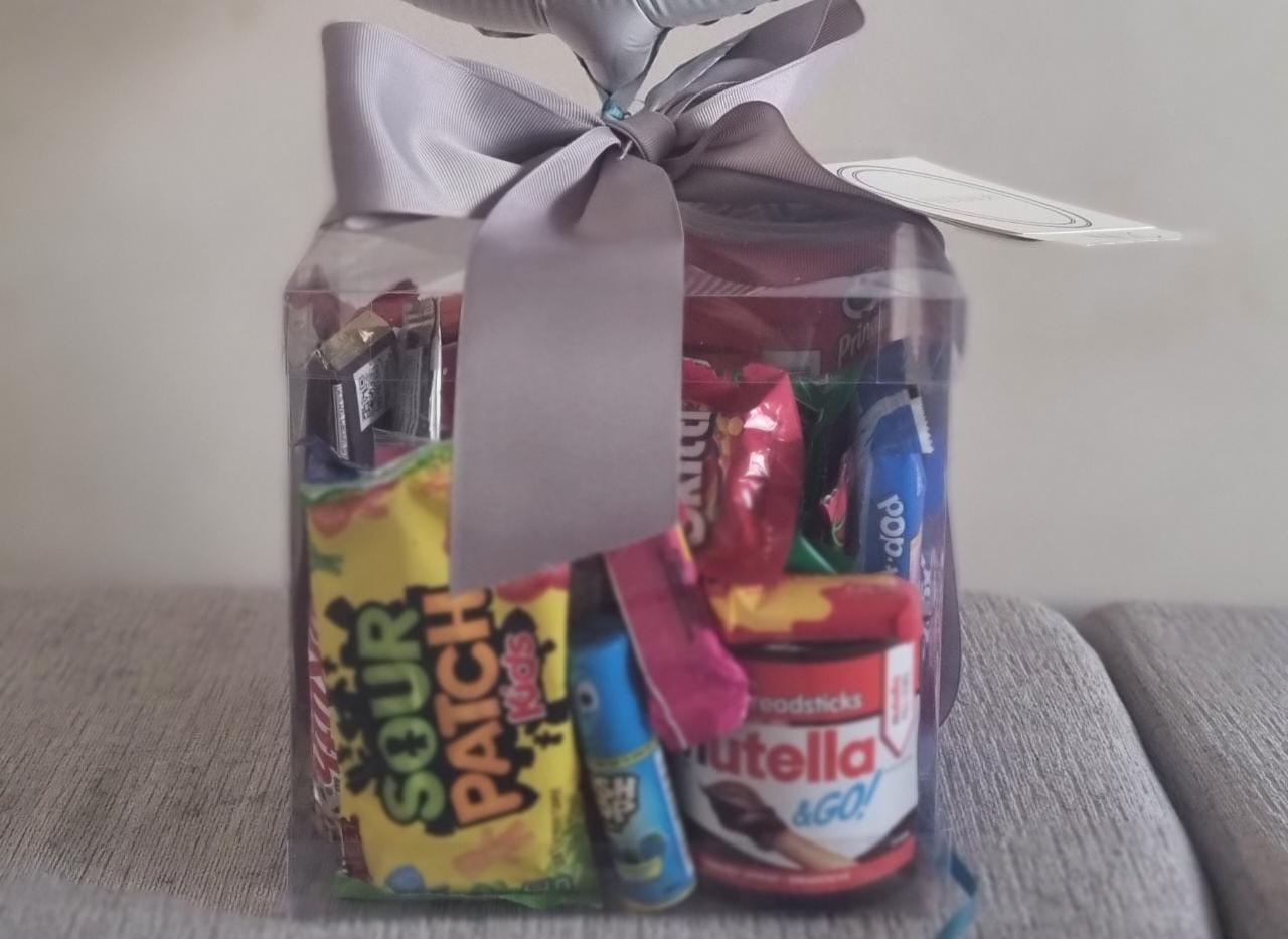 Caja Transparente de Dulces Americanos - Imagen 2