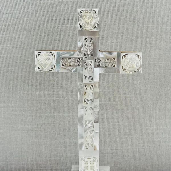 CRUZ DE MADRE PERLA TIERRA SANTA - Imagen 2