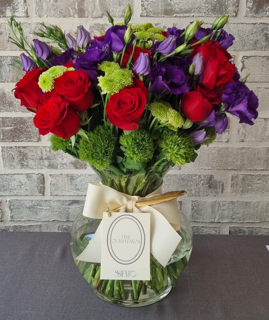 Arreglo rosas con lisanthus