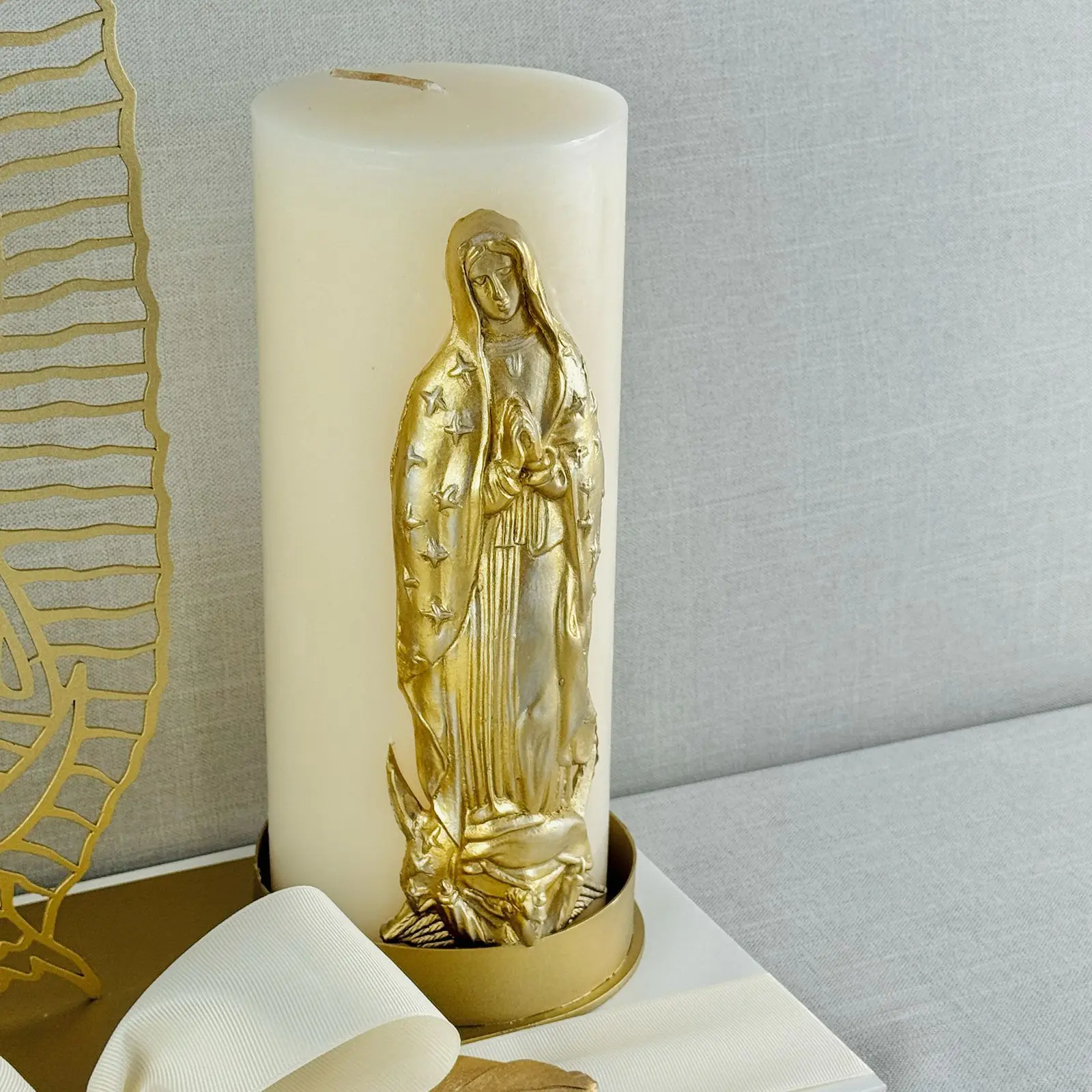 VIRGEN CON ALTAR - Imagen 3