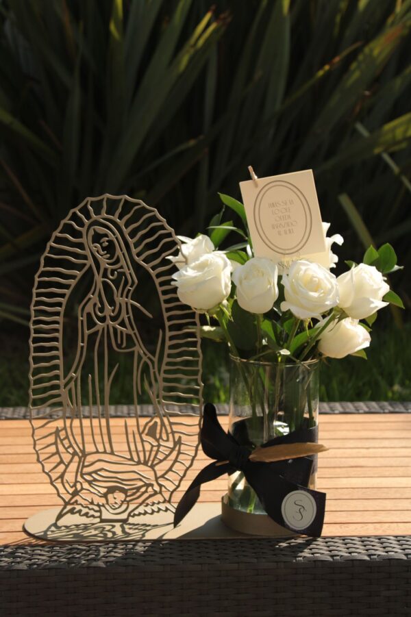 VIRGEN CON ALTAR - Imagen 3