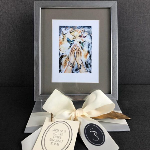 PINTURA ENMARCADA, MANOS CON COLIBRÍ Y/O MARIPOSA - Imagen 3