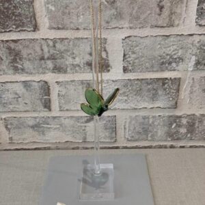 MARIPOSA CON PEDESTAL DE ACRÍLICO