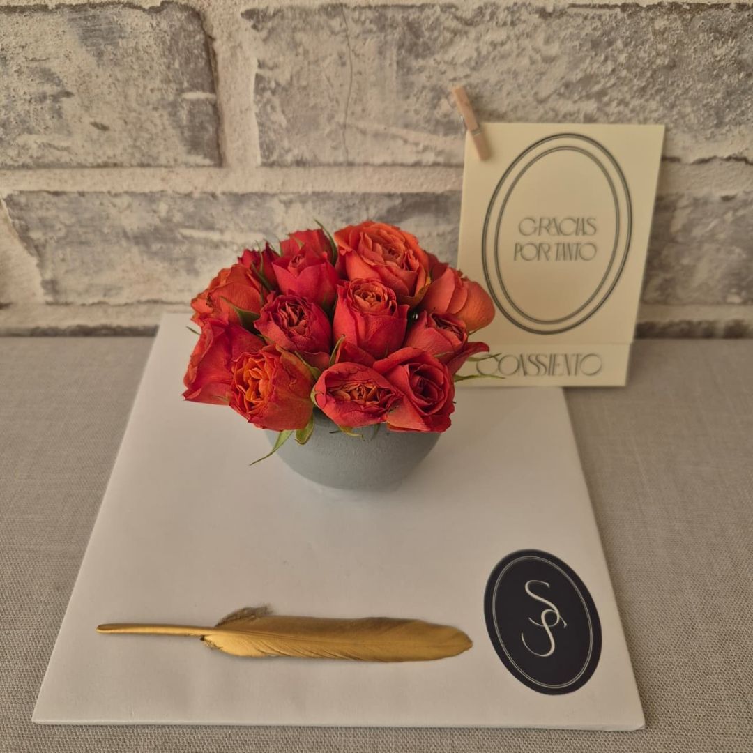 MACETA CON MINI ROSA - Imagen 2