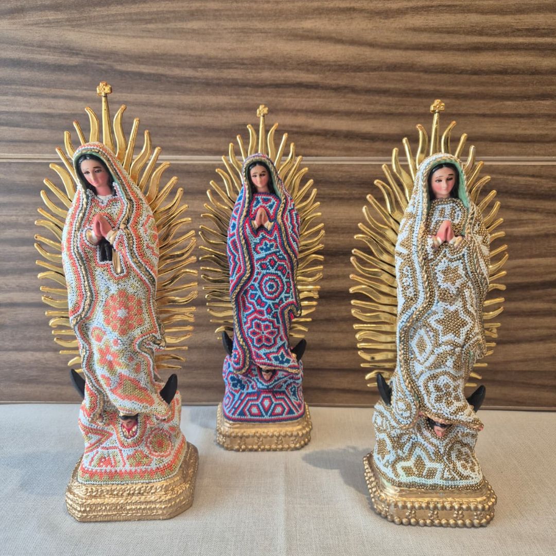 VIRGEN ARTE HUICHOL 2